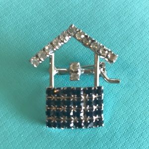 Wishing well pin